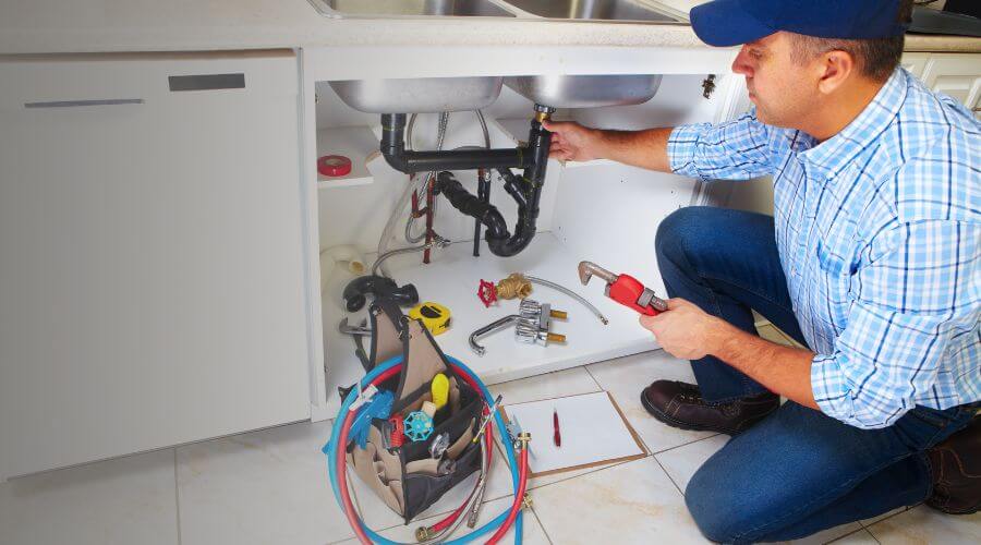 Local expert plumbing services in Wadesville, IN